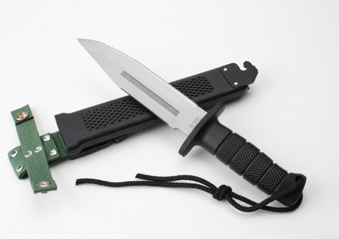 Refined imitation type 99 paratrooper knife