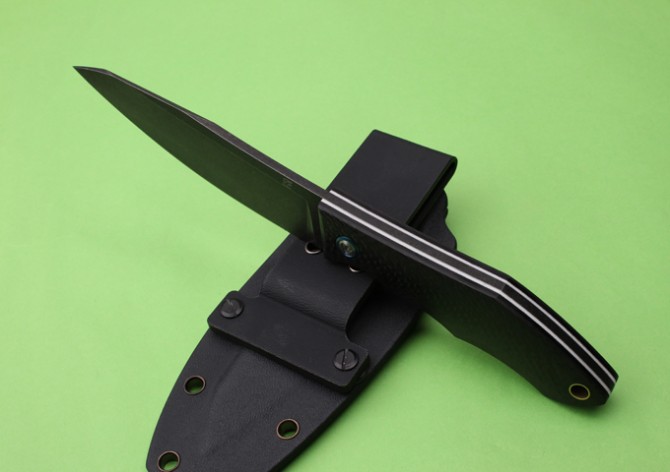 Bear head carbon fiber handle D2 steel fixed knife