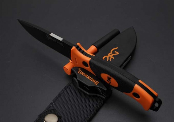 Browning--(202)The Ultimate Survival Knife