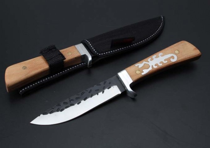 Scorpion--hand-forged small hunting knife