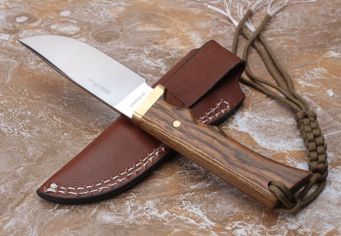 Boar-Nordic hunting knife (Japanese VG10 steel)