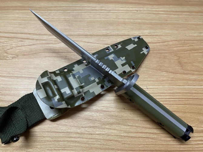 Camouflage k sheath version D8 Army Spur