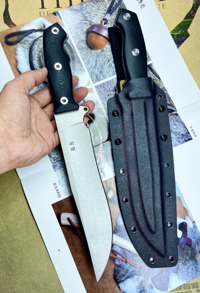 2021 new model (B.S) replica Bass outdoor straight knife