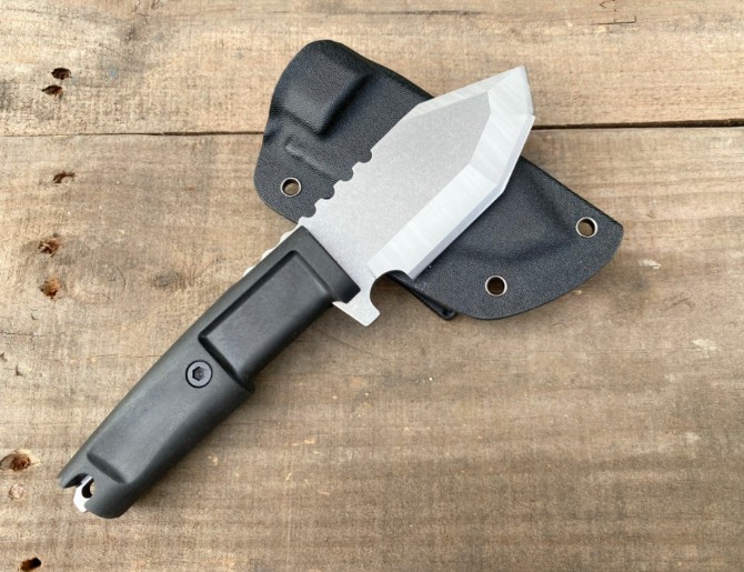 Tough Guy Fei Shou Tactical Knife