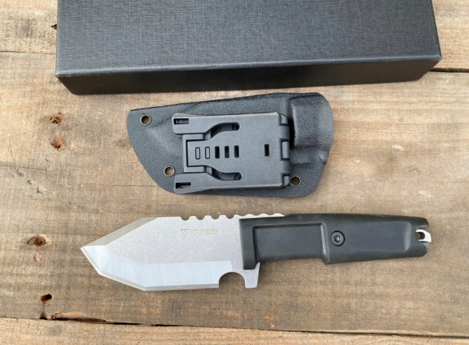 Tough Guy Fei Shou Tactical Knife