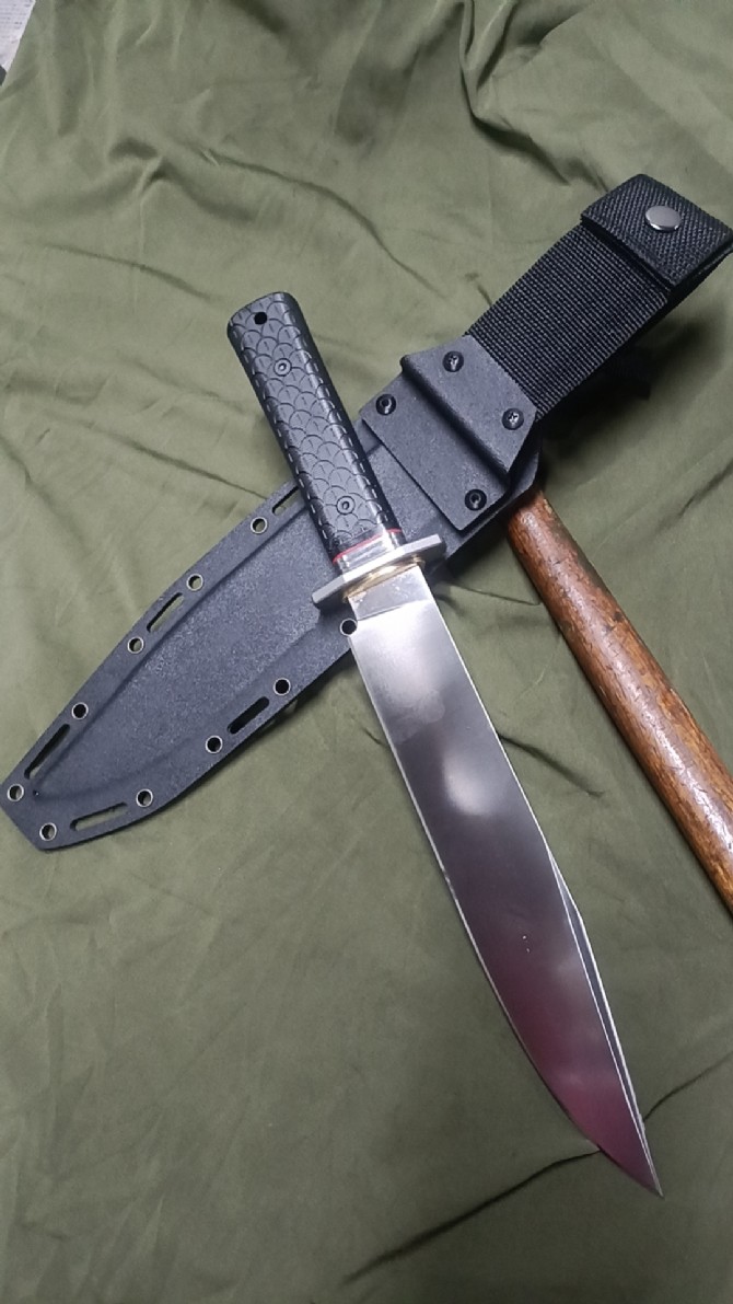 Cold Steel Dragon Scale Bowie Knife