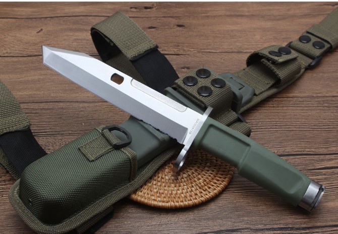 The most classic Afghan fulcrum bayonet of extreme force, white-edged multi-purpose bayonet (green handle, white-edged)