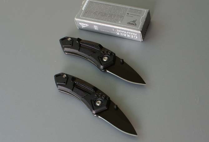 Gobo D20 black pocket knife