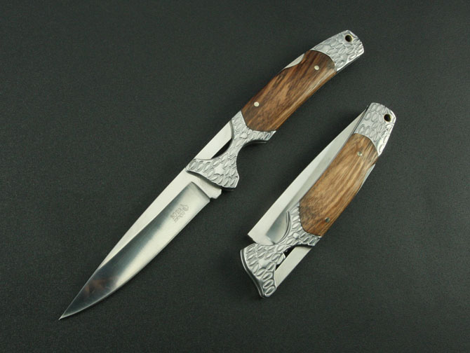 White steel small waist folding knife