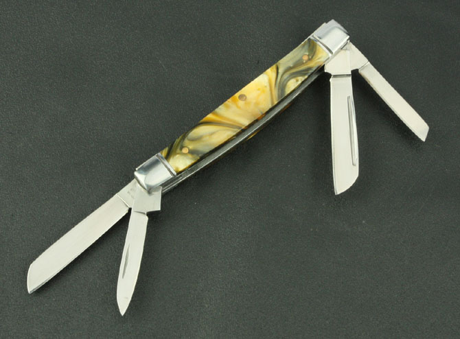 Foreigner's traditional four-opening knife