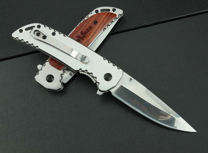 Butterfly—DA56 folding knife