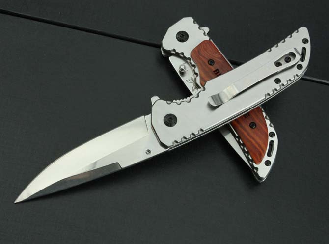 Butterfly—DA56 folding knife