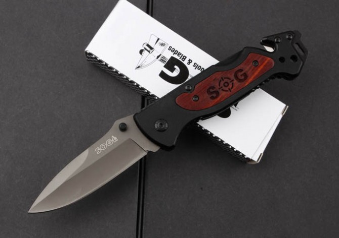 SOG-36 Folding Knife