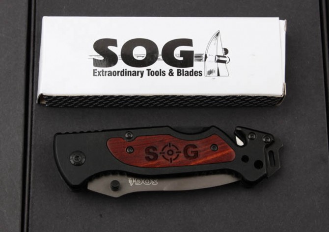 SOG-36 Folding Knife