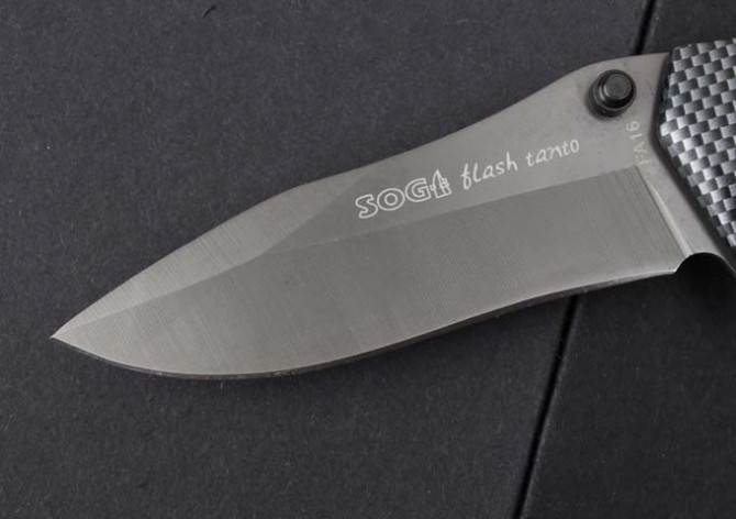 FA 16 quick opening folding knife