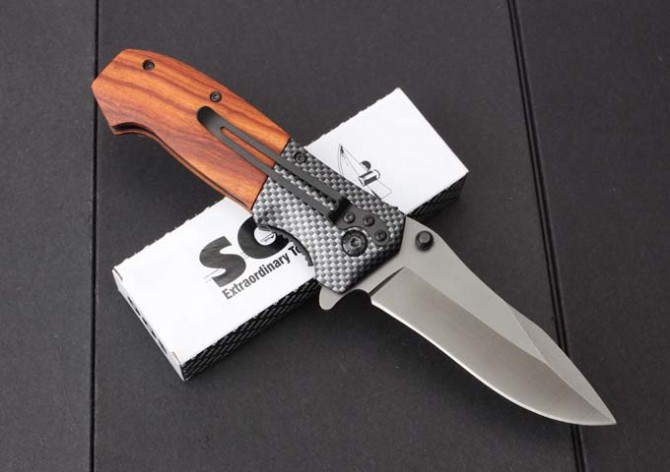 FA 16 quick opening folding knife