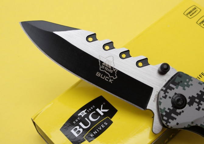 Buck DA-23 folding knife (shoe)