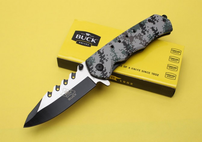 Buck DA-23 folding knife (shoe)