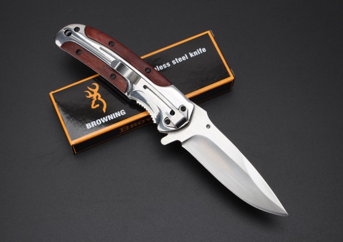 Brown DA43-1 quick opening folding knife