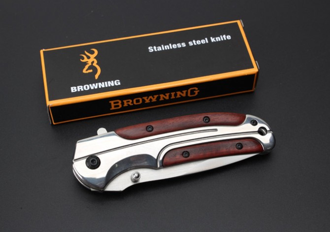 Brown DA43-1 quick opening folding knife