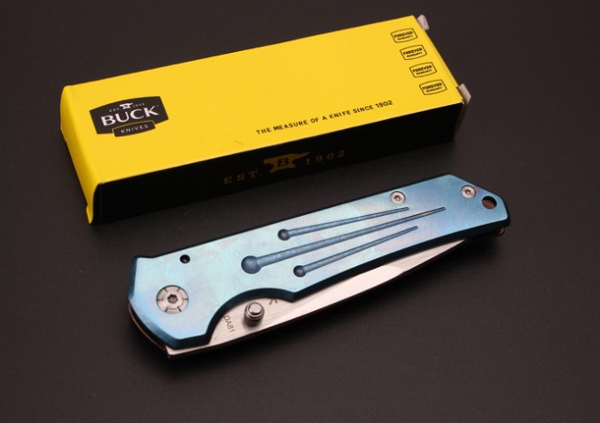 Buck-DA81 folding knife