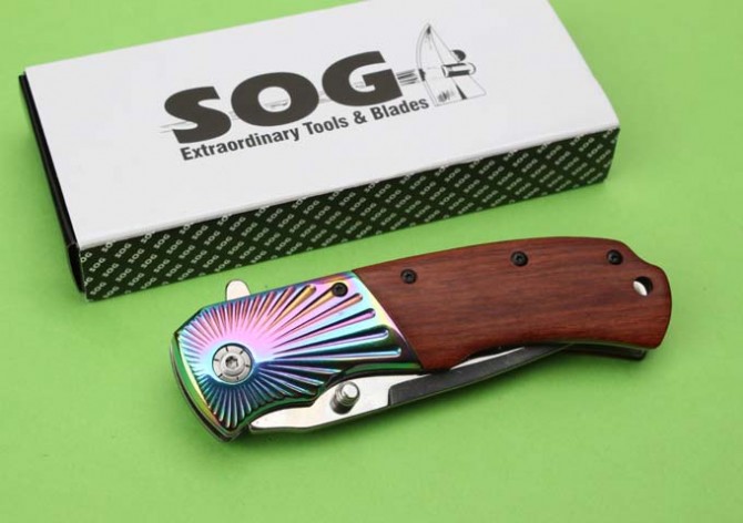 SOG.DA82 quick opening folding knife