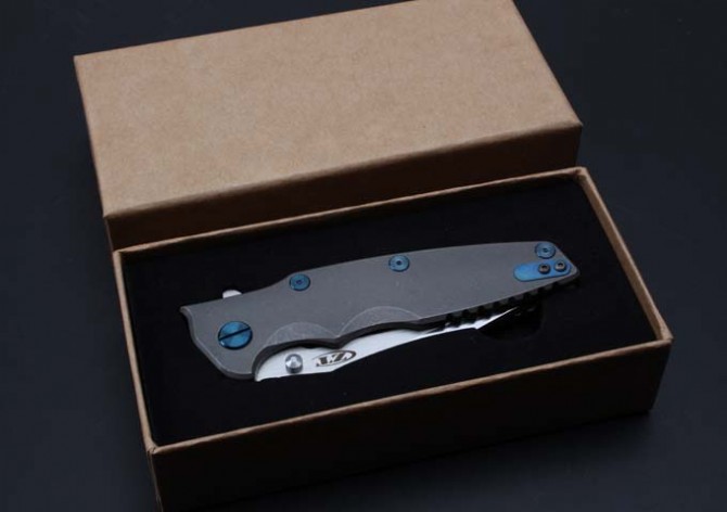 High quality zero error ZT0392 titanium alloy folding knife (sand version)