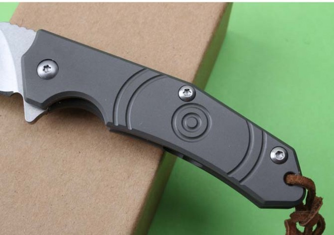 Thomas-City Hunter (titanium handle folding knife)