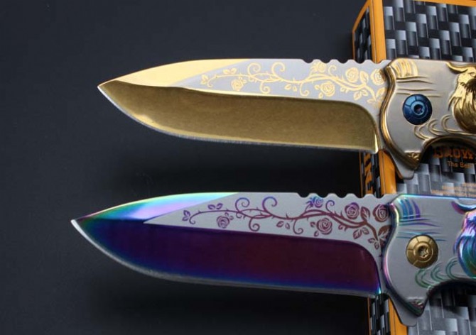 Browning-embossed mandarin duck quick-opening folding knife