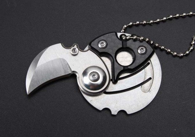 coin buckle knife