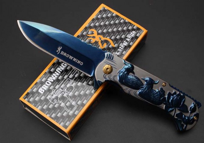 Browning-Embossed Yuanyang Quick Opening Folding Knife (Blue Titanium Version)