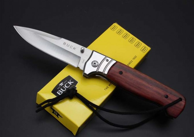 Buck DA-88 large folding knife