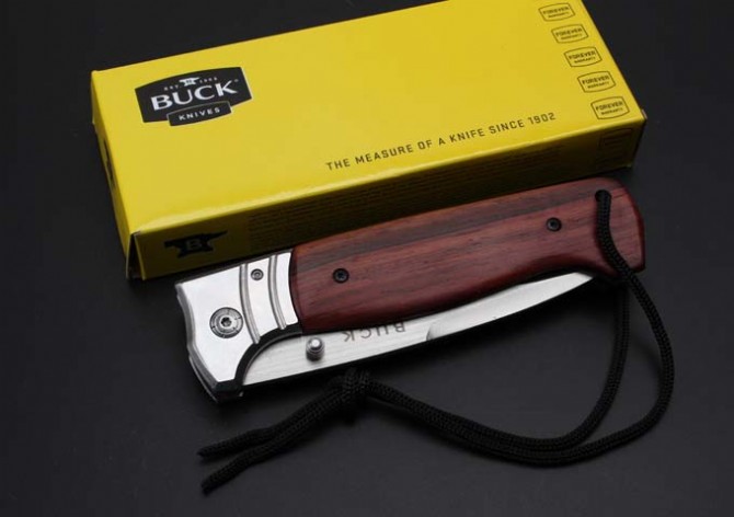 Buck DA-88 large folding knife