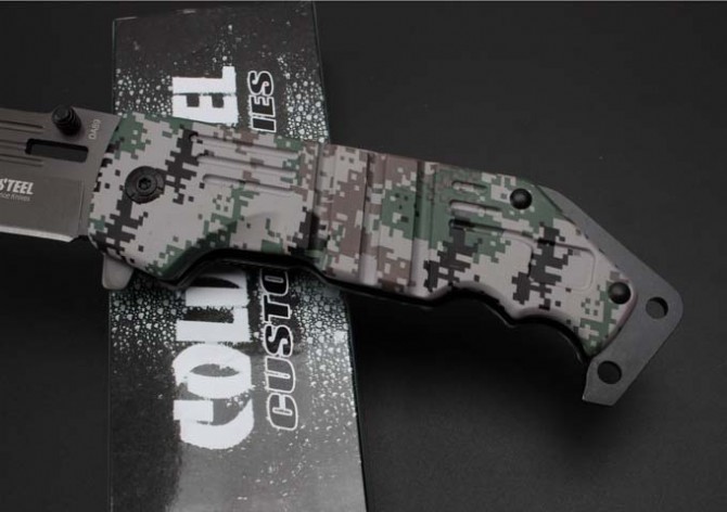 Cold Steel DA-89 camouflage handle quick-opening folding knife