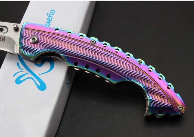 Symphony Mermaid Puppy Leg Folding Knife