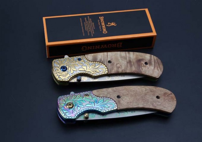 Browning-Embossed Shadowwood Quick Opening Folding Knife