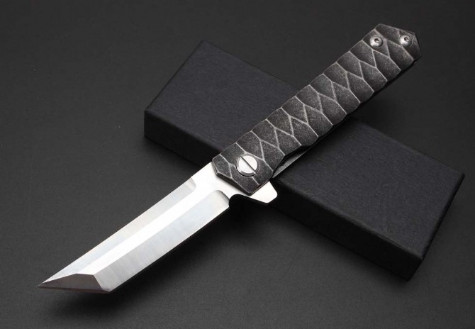 New version - must-kill folding knife (steel handle)