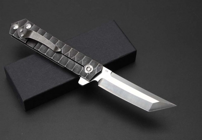 New version - must-kill folding knife (steel handle)