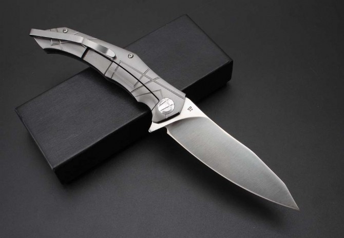 Asymmetrical bearing quick-opening folding knife (D2 steel)