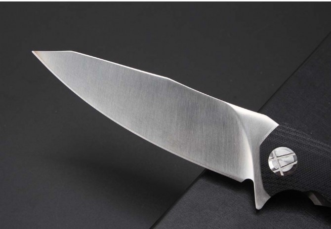 Asymmetrical bearing quick-opening folding knife (D2 steel)