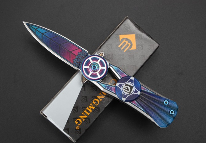 Foreign trade color titanium gyro folding knife