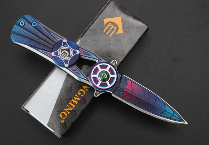 Foreign trade color titanium gyro folding knife