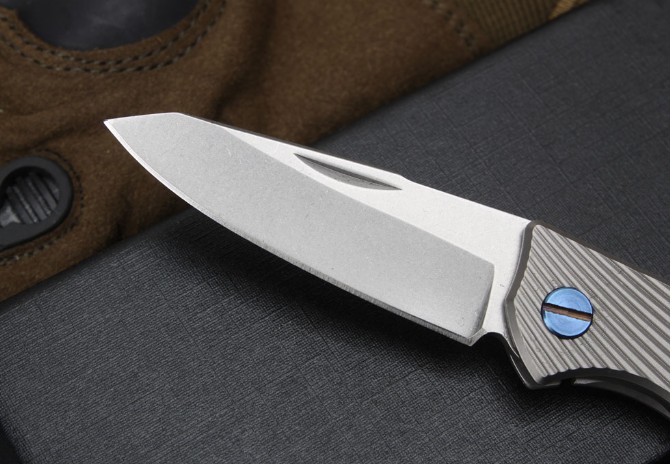 Titanium handle striped keychain knife (D2 steel)