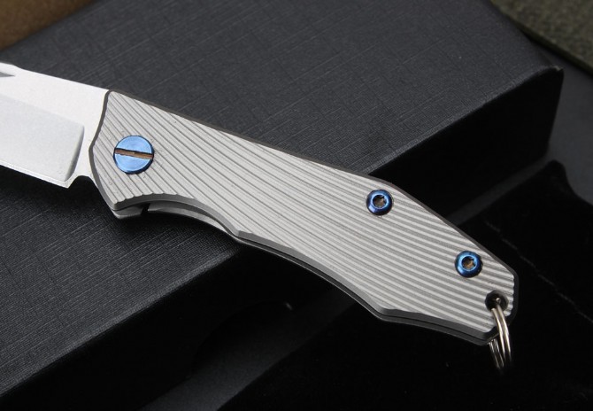 Titanium handle striped keychain knife (D2 steel)