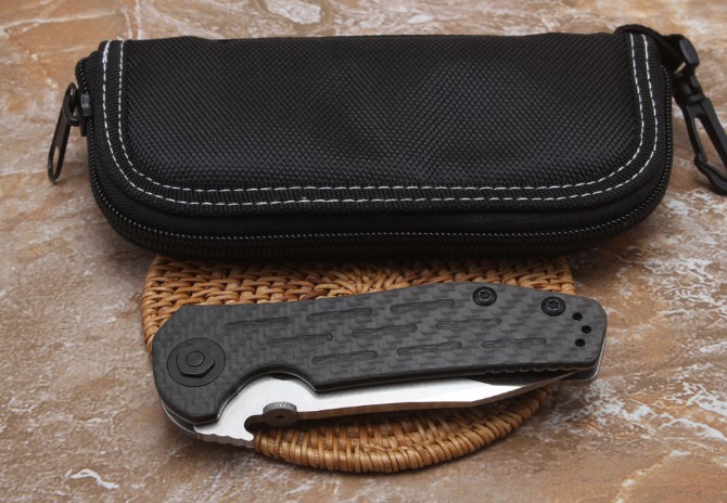 ZT0630 carbon fiber titanium alloy folding knife