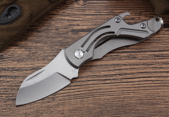 Tiger Shark titanium handle folding knife (D2 steel)