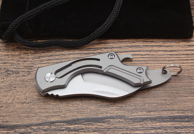 Tiger Shark titanium handle folding knife (D2 steel)