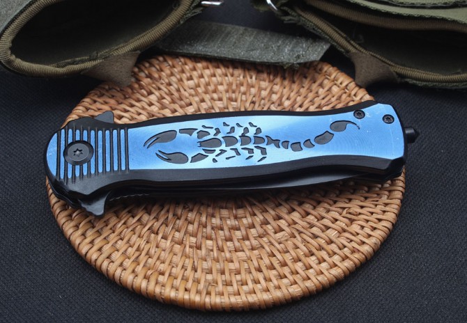 Black Scorpion-Quick Opening Folding Knife