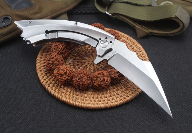 Mountain Boar-Iron Man Folding Knife