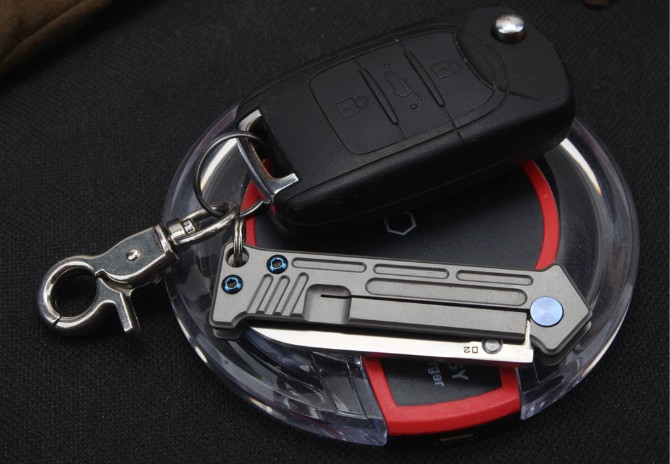 Harley-Titanium handle keychain pocket knife (D2 steel)